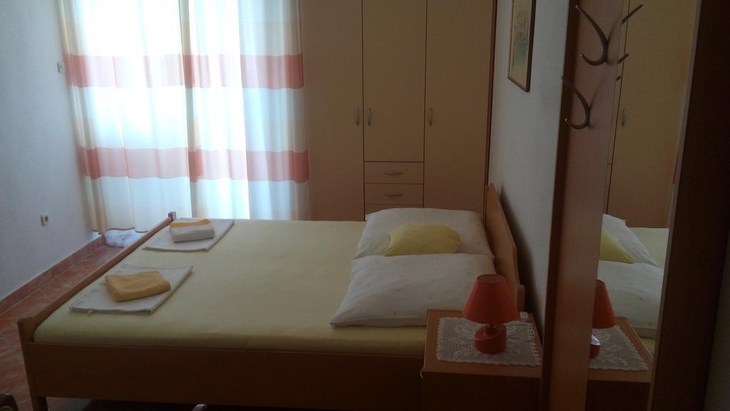 Apartments Erceg Омиш Экстерьер фото