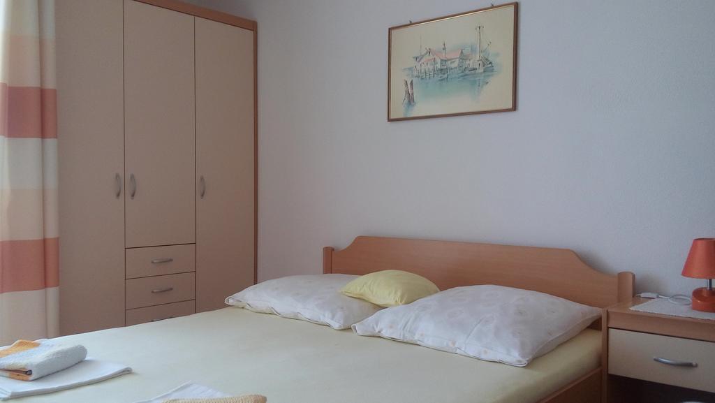 Apartments Erceg Омиш Экстерьер фото