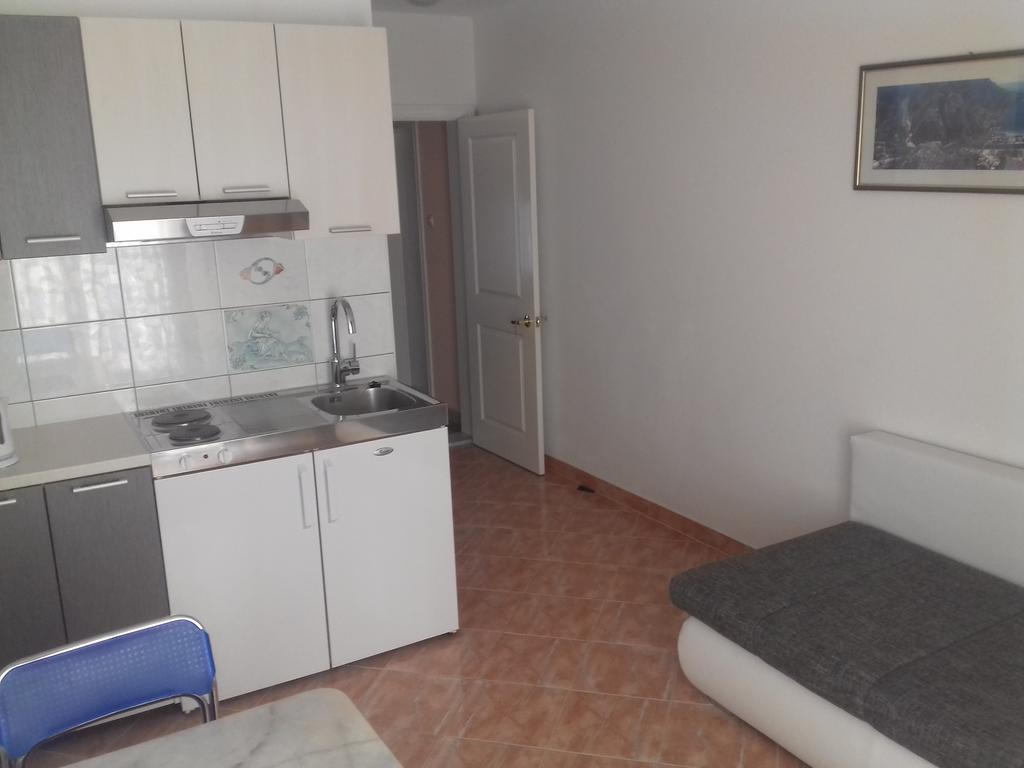 Apartments Erceg Омиш Экстерьер фото