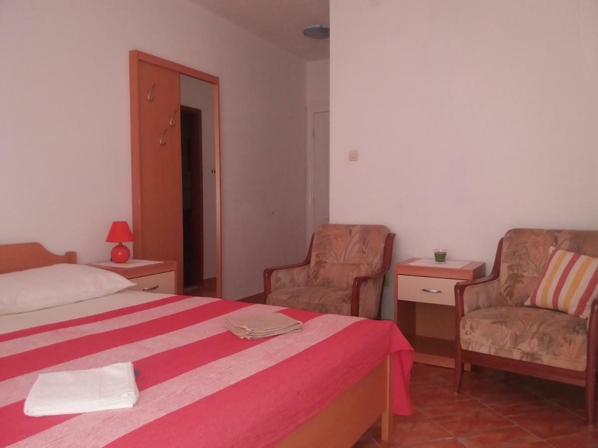 Apartments Erceg Омиш Экстерьер фото