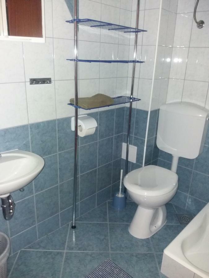 Apartments Erceg Омиш Экстерьер фото
