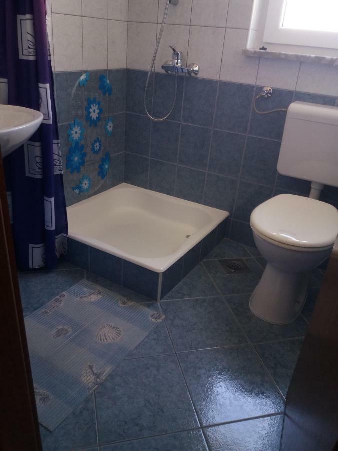 Apartments Erceg Омиш Экстерьер фото
