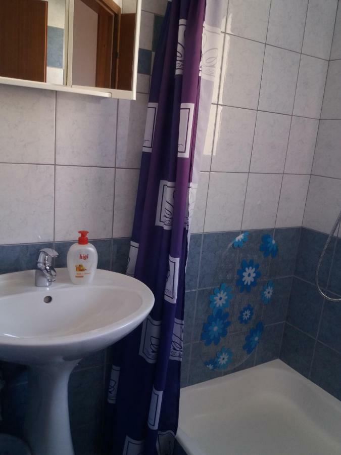 Apartments Erceg Омиш Экстерьер фото